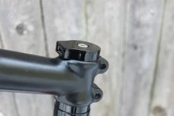 Sinewave Cycles Chargeur USB Sinewave Cycle Reactor 8 Sinewave Cycles Chargeur USB Sinewave Cycle Reactor -VÉLOS ÉLECTRIQUES Sinewave reactor chargeur usb velo aventure gravel baroudeur cycles lyon noir