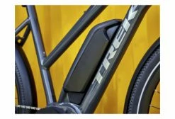 Trek Allant+ 5 Stagger 27.5'' 500wh Shimano 2021 16 Trek Allant+ 5 Stagger 27.5'' 500wh Shimano 2021 -VÉLOS ÉLECTRIQUES Velo de Ville Electrique Trek Allant 5 Stagger 27.5 500wh Shimano 9V Solid Charcoal 2021 7