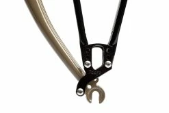 Porte-bagages Avant Pelago Commuter Front Rack Inox -VÉLOS ÉLECTRIQUES commuter rack fender mount velo lyon france baroudeur cycles acheter en ligne