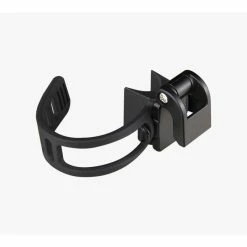 Eclairage Arrière Ravemen COB LED -VÉLOS ÉLECTRIQUES eclairage ar rech usb cob led 50lms ravemen baroudeur cycles lyon 3