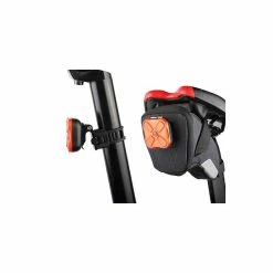 Eclairage Arrière Ravemen COB LED -VÉLOS ÉLECTRIQUES eclairage ar rech usb cob led 50lms ravemen baroudeur cycles lyon 6