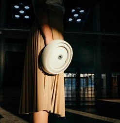 Closca Helmet Blanc 9 Closca Helmet Blanc -VÉLOS ÉLECTRIQUES helmet white 02 581x600 1