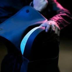 Closca Helmet Loop Reflective -VÉLOS ÉLECTRIQUES mesa de trabajo 10 1000x1000 1