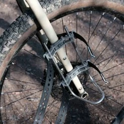 Cage Cycles Manivelle Expe -VÉLOS ÉLECTRIQUES rack manivelle mini expe cage porte bagage fourche bike packing vtt gravel rando baroudeur cycles lyon 1