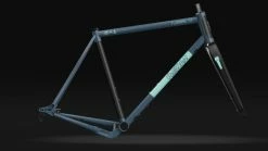 Kit Cadre Rodeo Labs Flaanimal 5.0 -VÉLOS ÉLECTRIQUES rodeo labs flaanimal 5 0 kit cadre velo gravel acier carbone baroudeur cycles lyon cerakote bleaux four